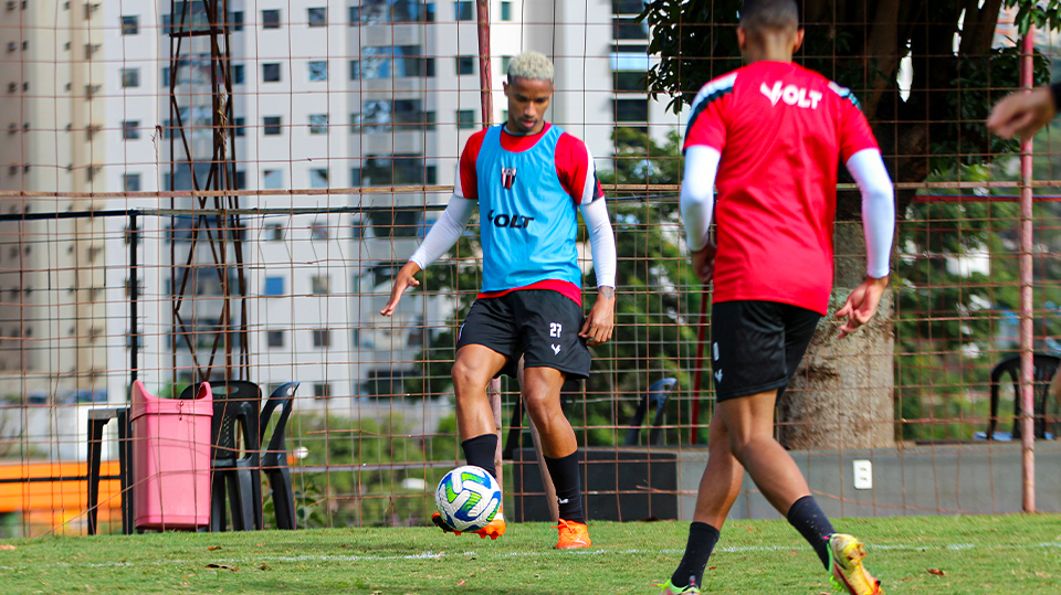 Novo reforço, Lucas Cardoso destaca projeto do Botafogo e diz estar à  disposição de Adilson Batista - Botafogo Futebol SA